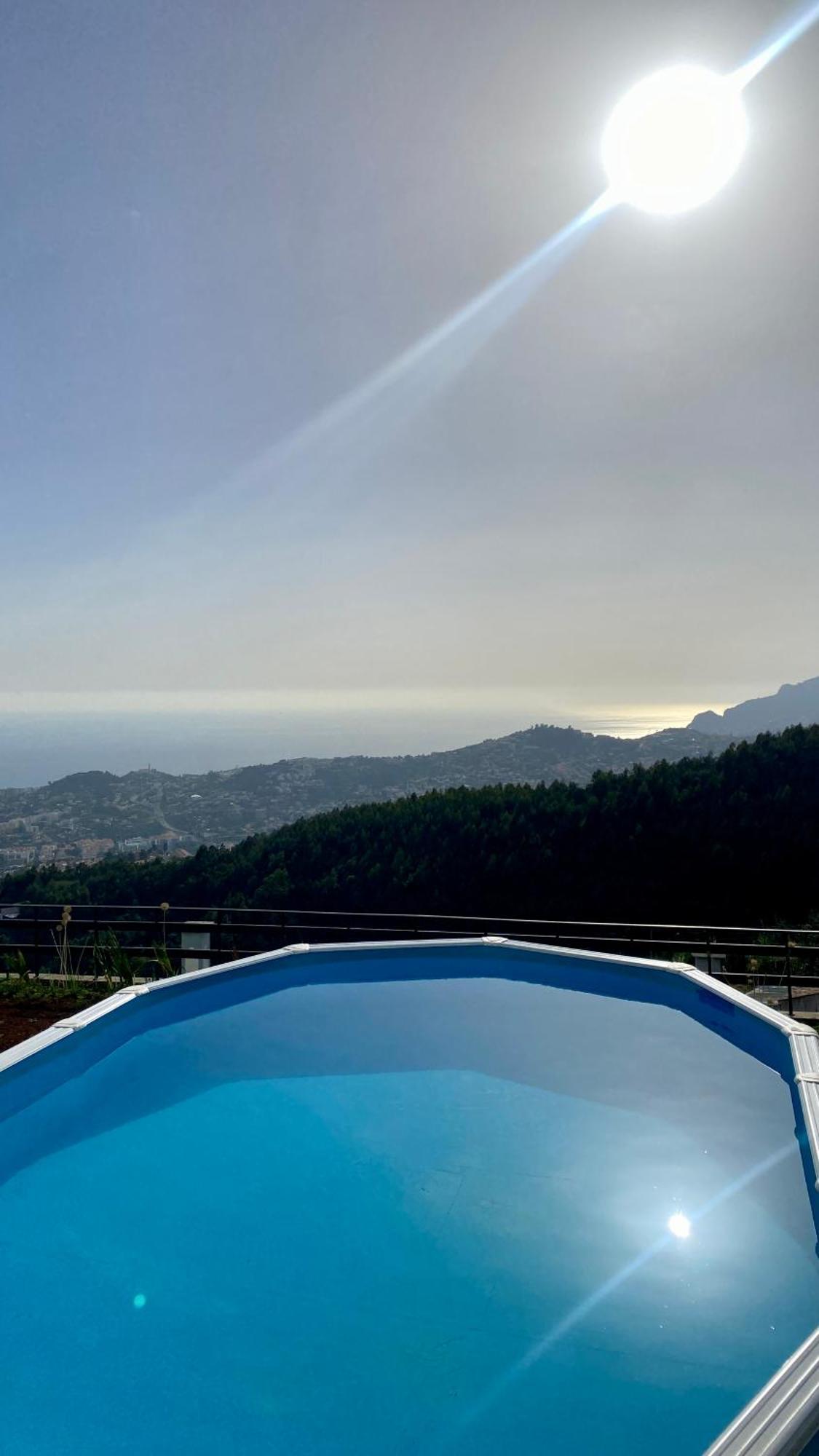 Studio Geek Villa - Open Space - 5M From 5 Top Attractions - Pool All Year Round, Dining Pergola, Barbecue - Funchal Matrix Holiday Home Екстериор снимка