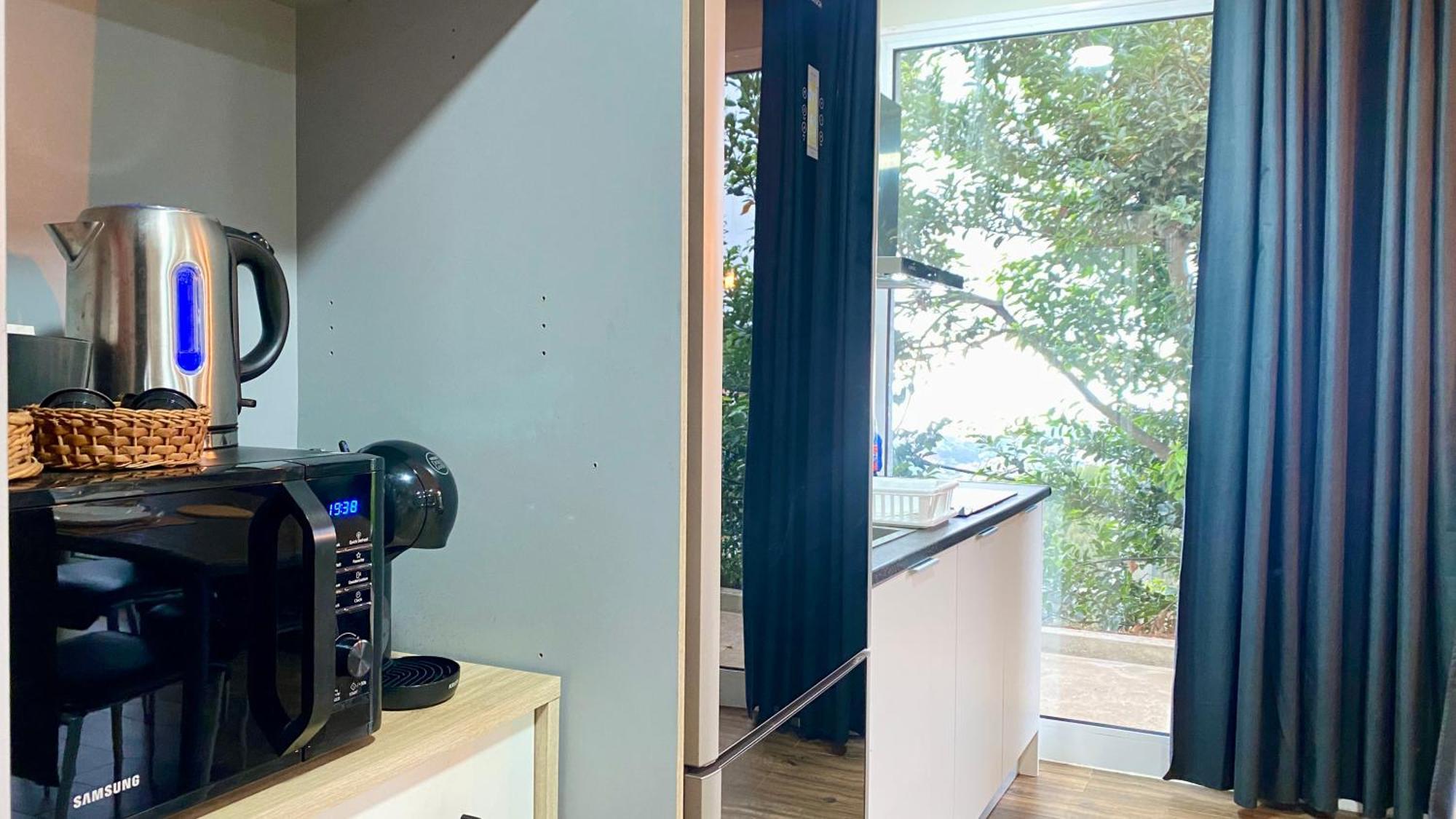 Studio Geek Villa - Open Space - 5M From 5 Top Attractions - Pool All Year Round, Dining Pergola, Barbecue - Funchal Matrix Holiday Home Екстериор снимка